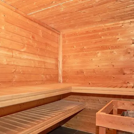 Marin, 17 * Цинновиц