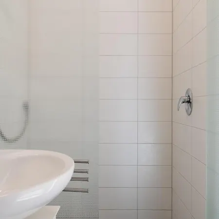 Marin, 17 Цинновиц